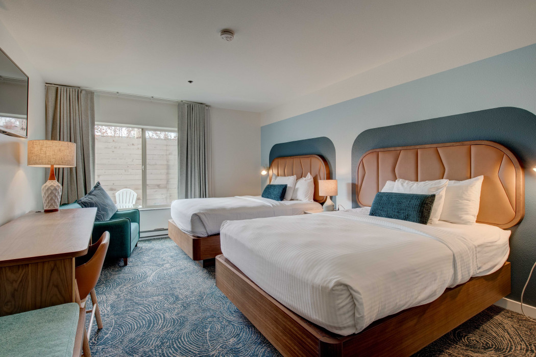 Deluxe Family Suite Kitchen With Ocean View Guestroom 3