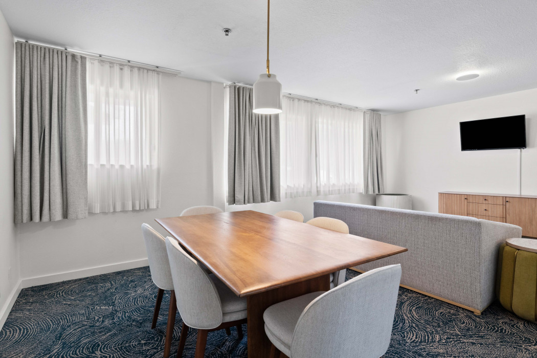  1 bedroom Suite